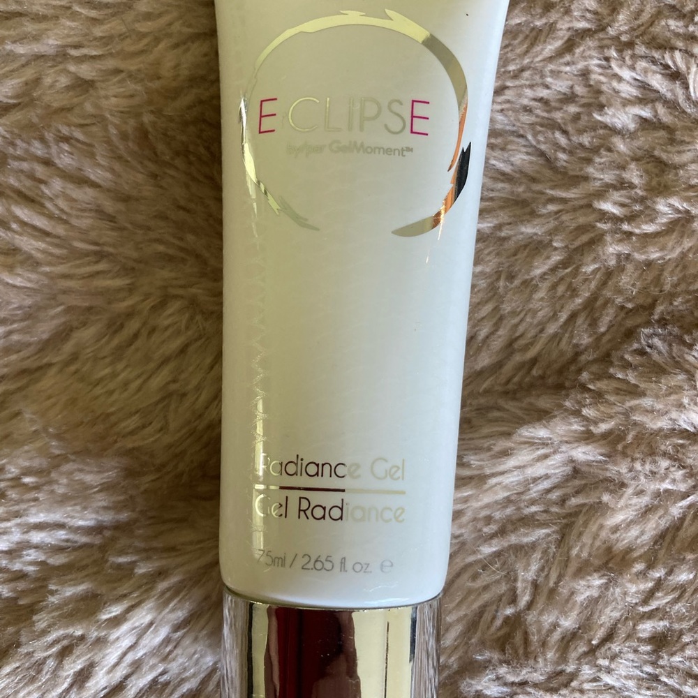 Eclipse Radiance Gel by Gelmoment
